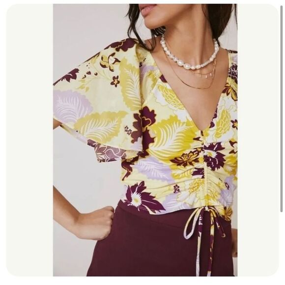 Maeve Anthropologie cinched yellow floral flutter  sleeve tie top - Picture 2 of 12
